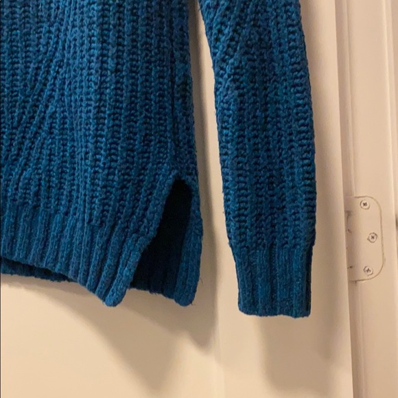 Knitted sweater - Picture 2 of 5